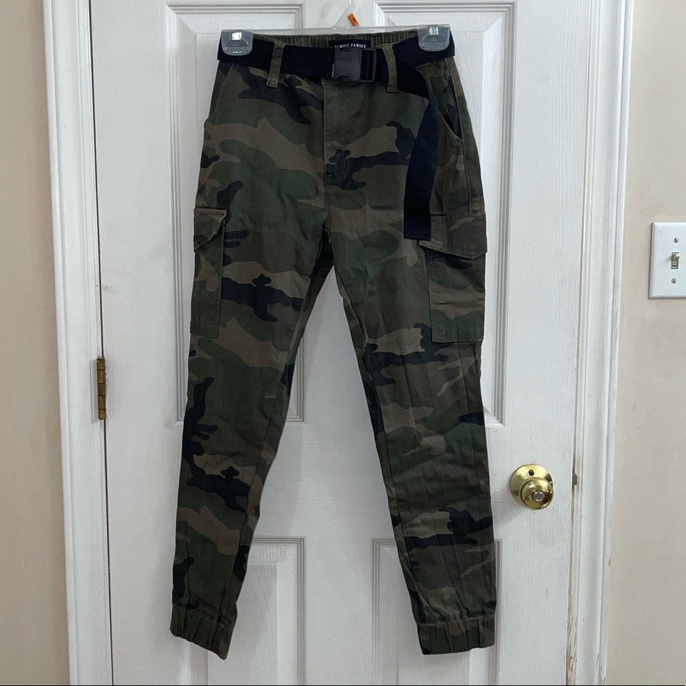 Rue21 camouflage print pants
